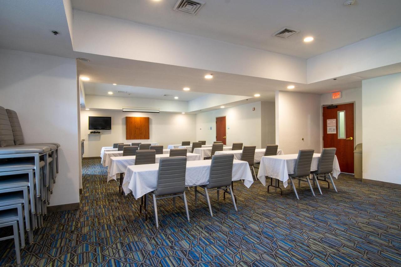 Express & By Ihg Bedford